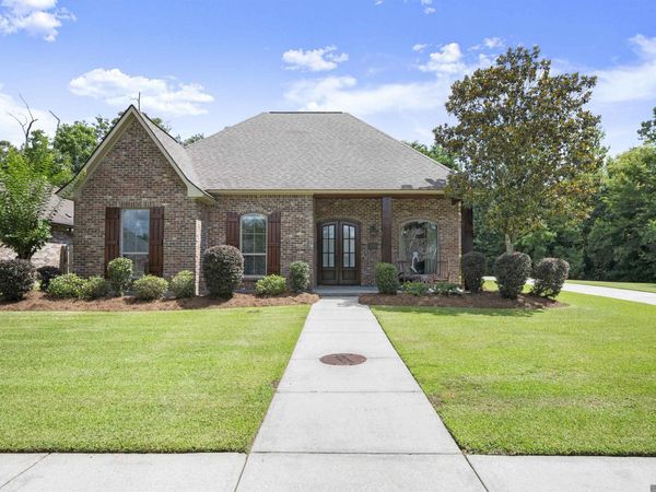 18191 Villa Trace Ave, Greenwell Springs, LA 70739
