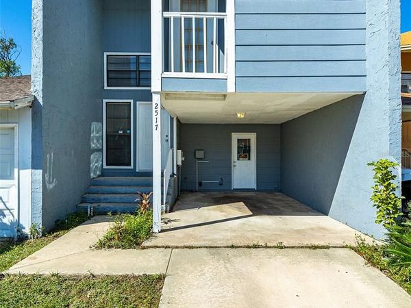 2517 E STANLEY MATTHEW CIRCLE , TAMPA, FL 33604