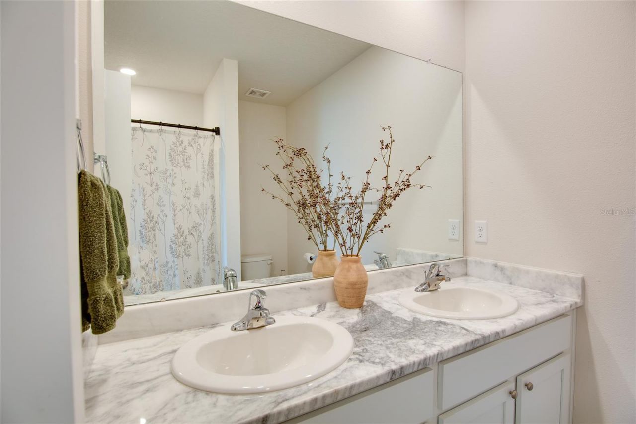 16929 Yard Spring Drive , Bradenton, FL 34211 Photo