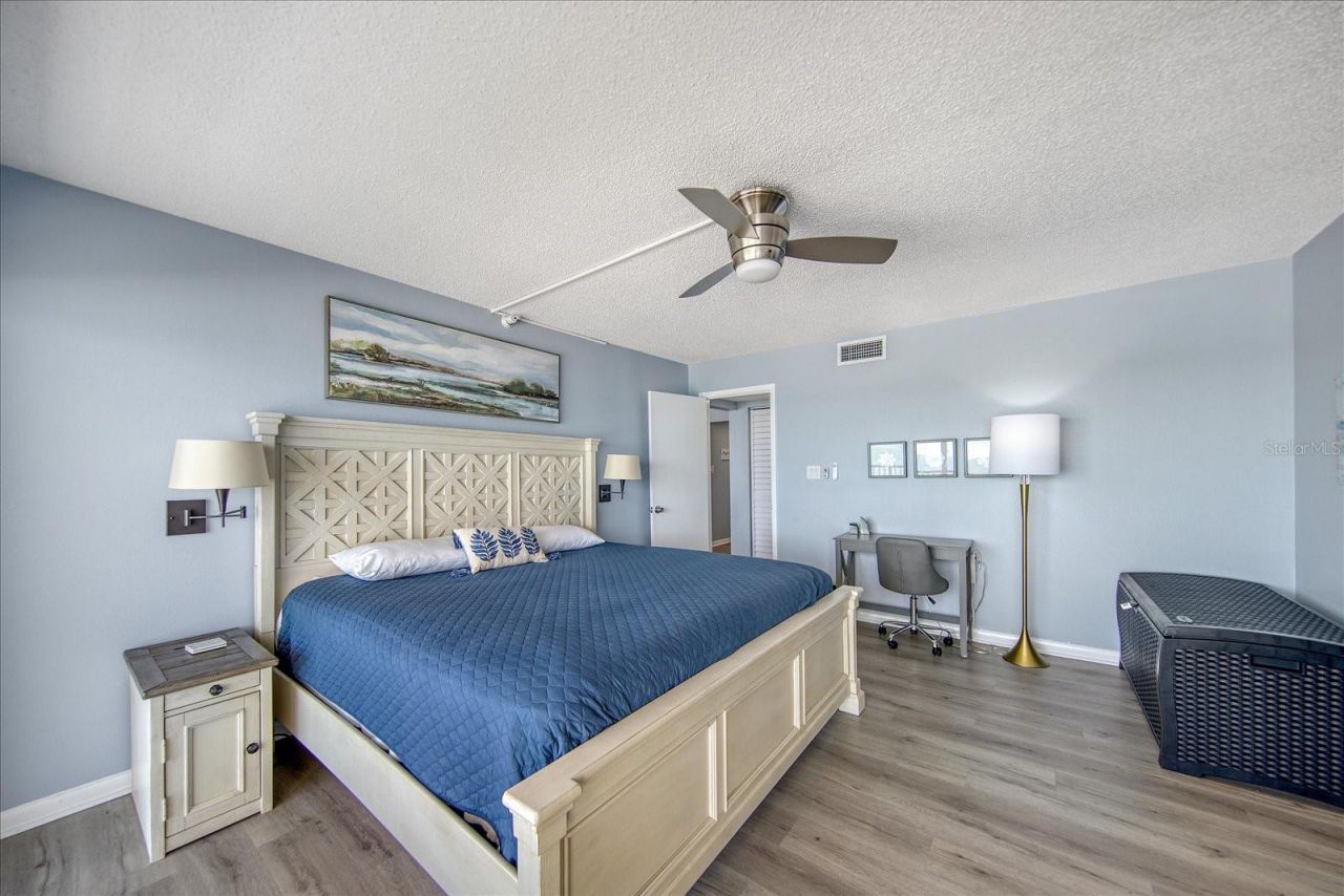15000 Gulf Boulevard , Unit 602, Madeira Beach, FL 33708 Photo