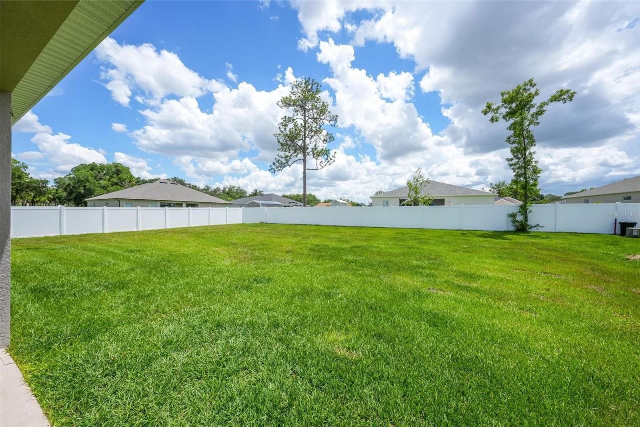 569 Silver Course Radial, Ocala, FL 34472 Photo