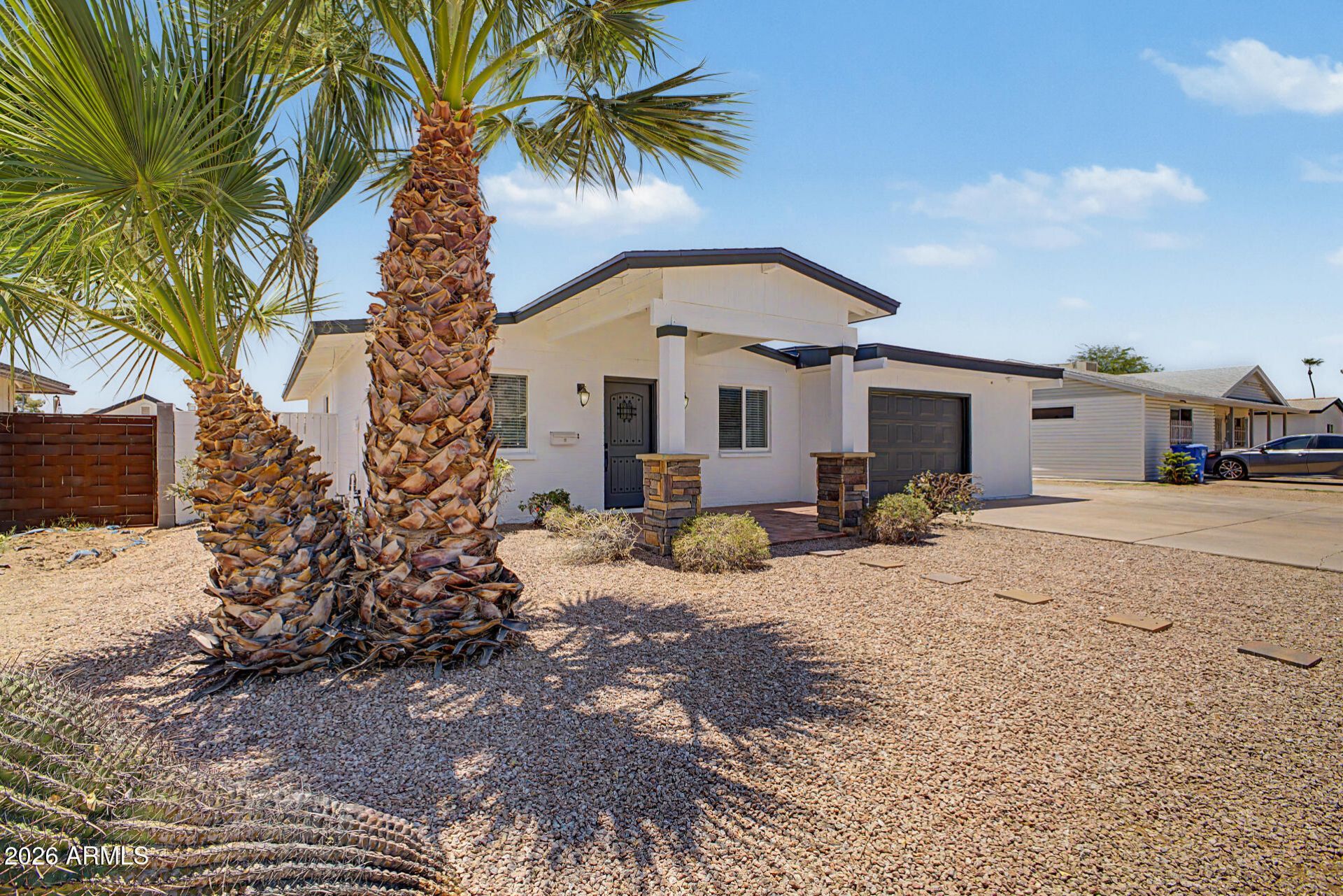 2447 E Larkspur Drive, Phoenix, AZ 85032 Main Photo