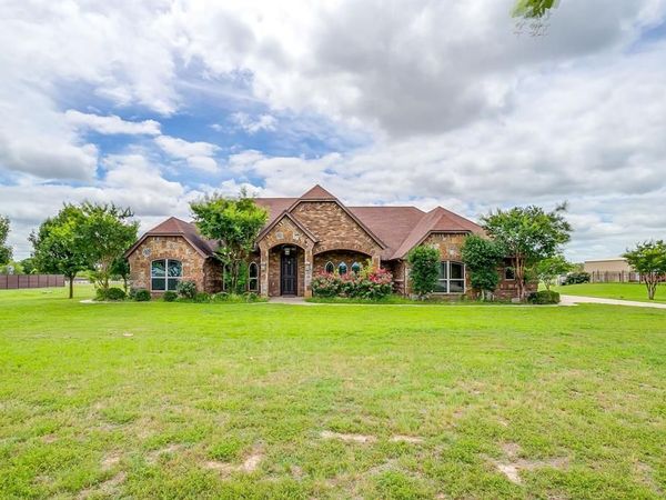 157 Pack Saddle Trail, Weatherford, TX 76088