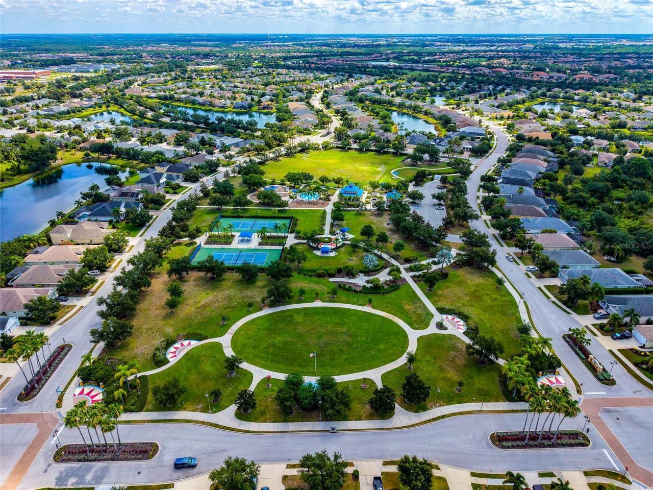 4930 Newport News Circle , Bradenton, FL 34211 Photo