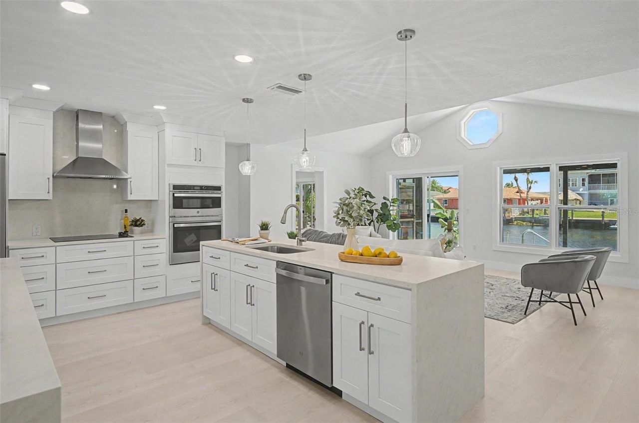 3340 Floramar Terrace, New Port Richey, FL 34652 Photo