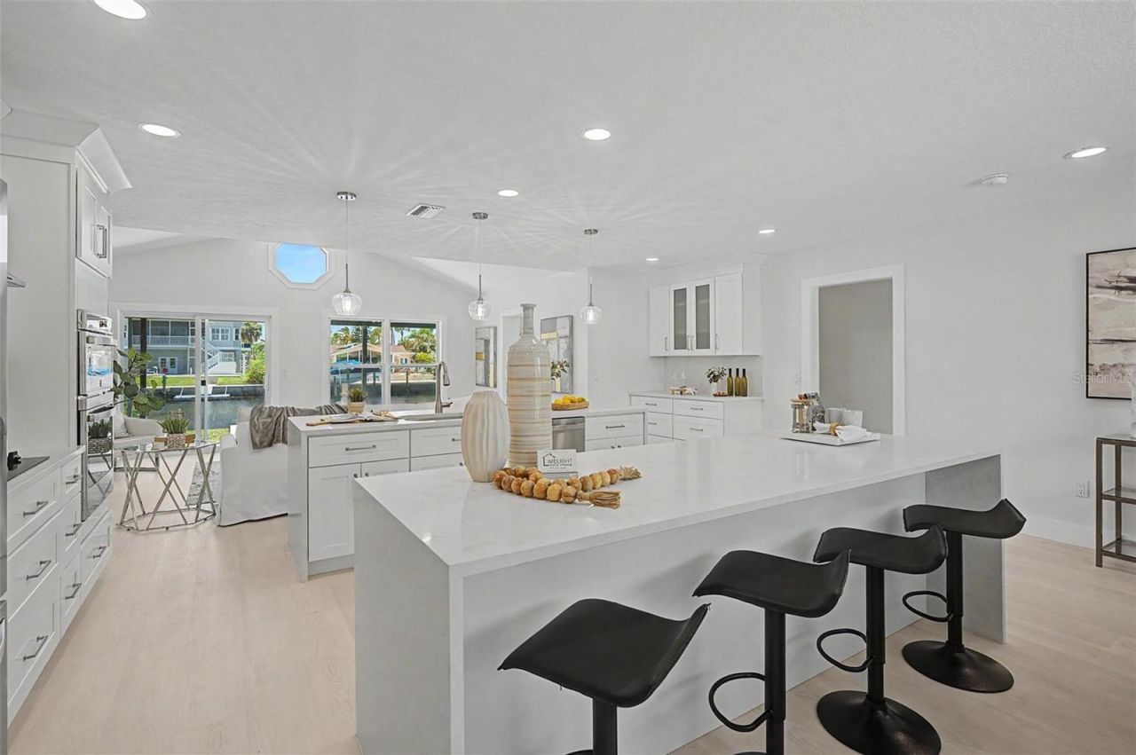 3340 Floramar Terrace, New Port Richey, FL 34652 Photo
