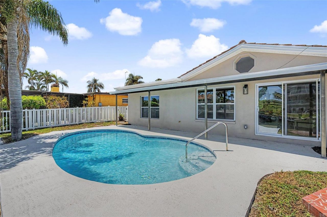 3340 Floramar Terrace, New Port Richey, FL 34652 Photo