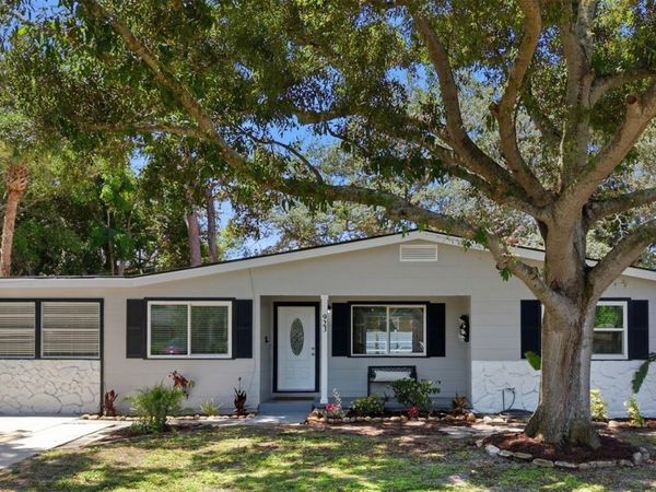 923 N PALM DRIVE SW, LARGO, FL 33770
