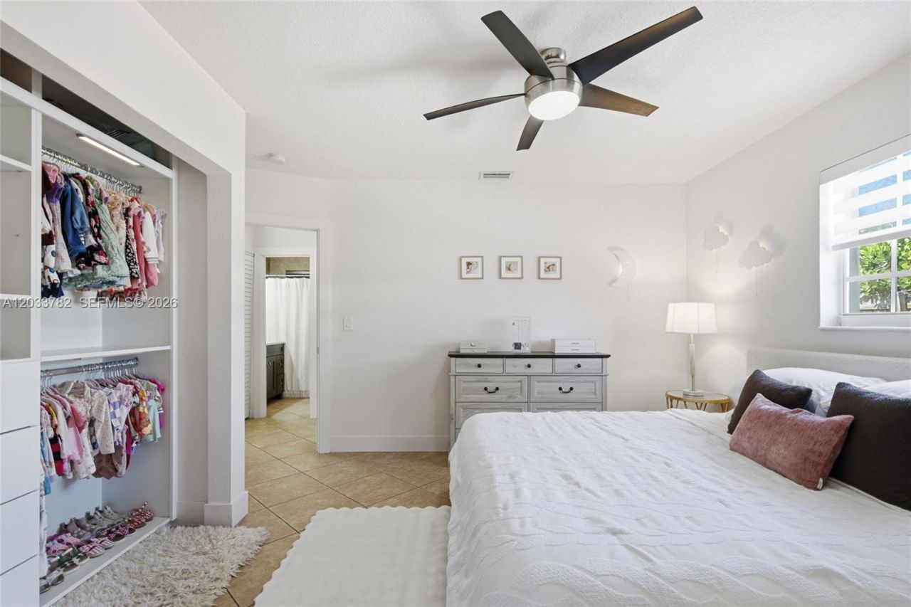 7151 SW 14th St, Pembroke Pines, FL 33023 Photo