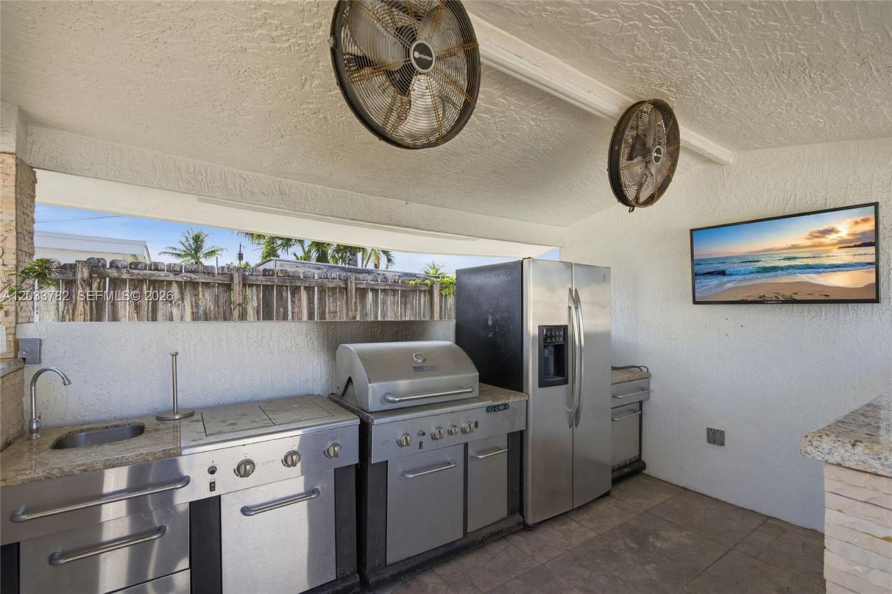 7151 SW 14th St, Pembroke Pines, FL 33023 Photo