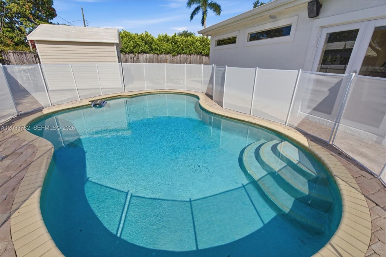 7151 SW 14th St, Pembroke Pines, FL 33023 Photo