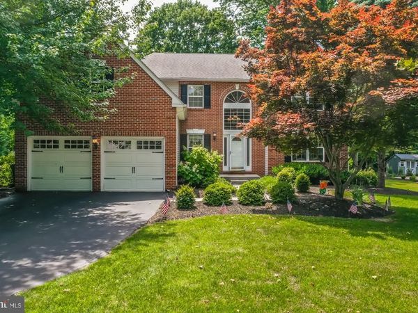 1525 COLONIAL DRIVE, GARNET VALLEY, PA 19060