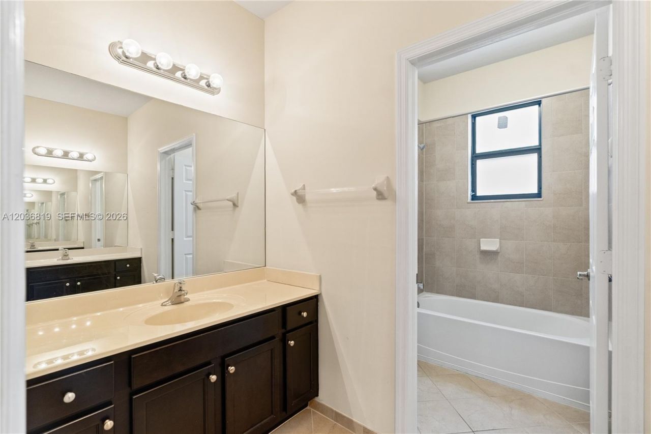 11606 SW 234th St, Homestead, FL 33032 Photo
