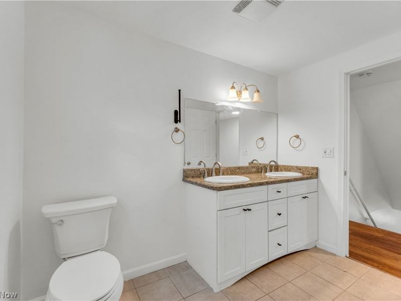 20685 Chestnut Drive, Strongsville, OH 44149 Photo 28
