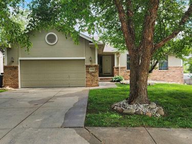 8231 Clay Street, Omaha, NE 68122