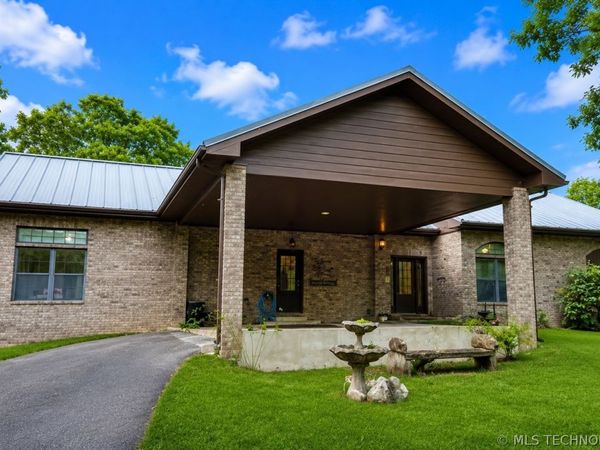 3537 NE 4448 , Spavinaw, OK 74366