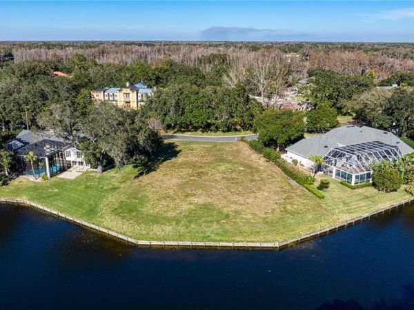 814 TARAY DE AVILA , TAMPA, FL 33613
