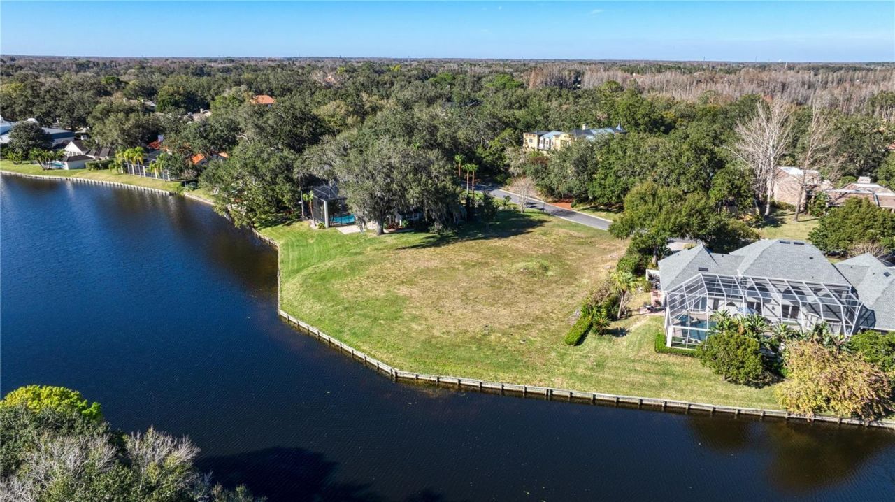 814 Taray De Avila , Tampa, FL 33613 Photo