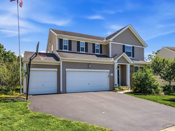 664 Saffron Drive , Sunbury, OH 43074