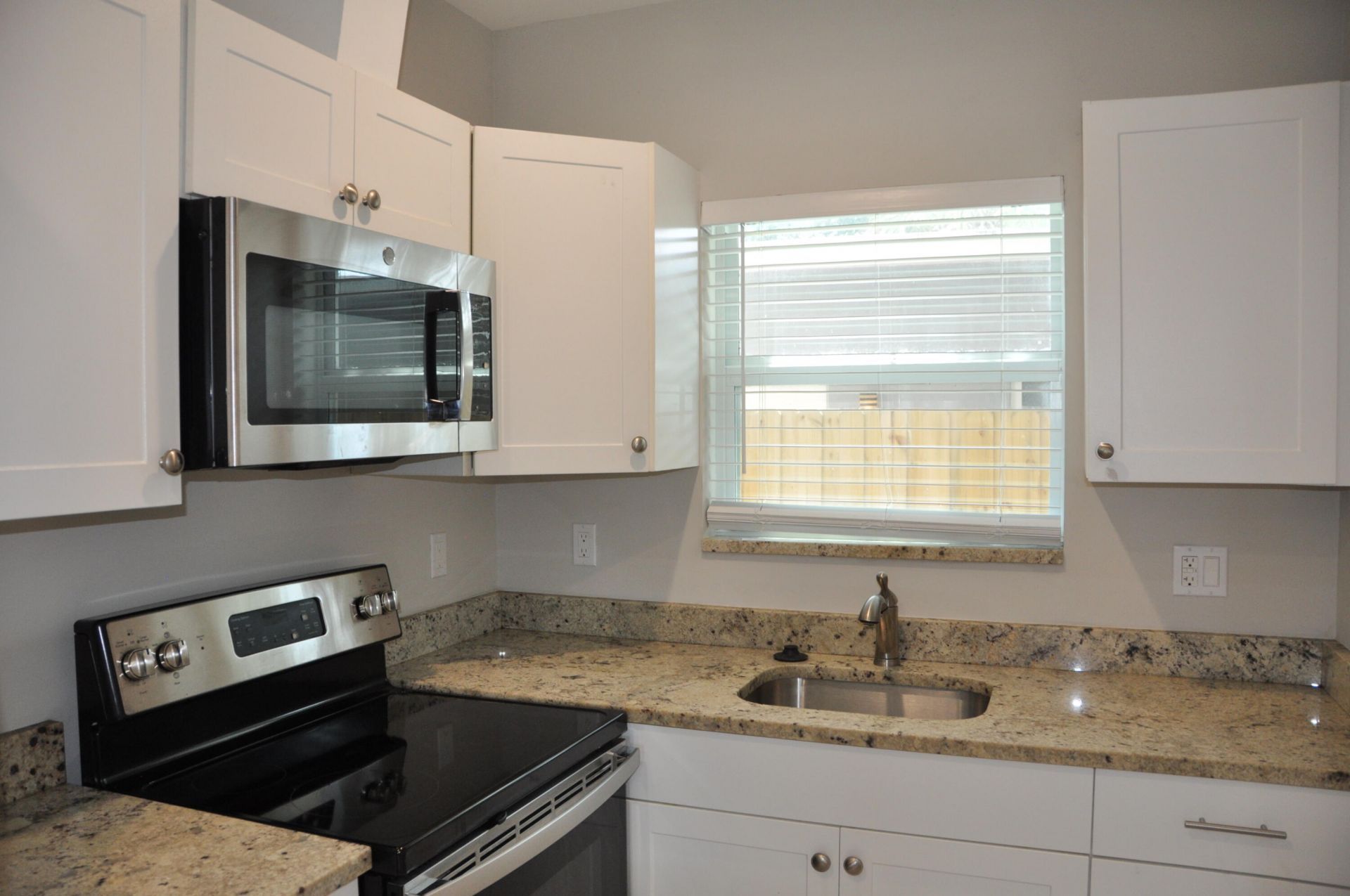 1216 NW 6th Court, Unit #2, Fort Lauderdale, FL 33311 Photo