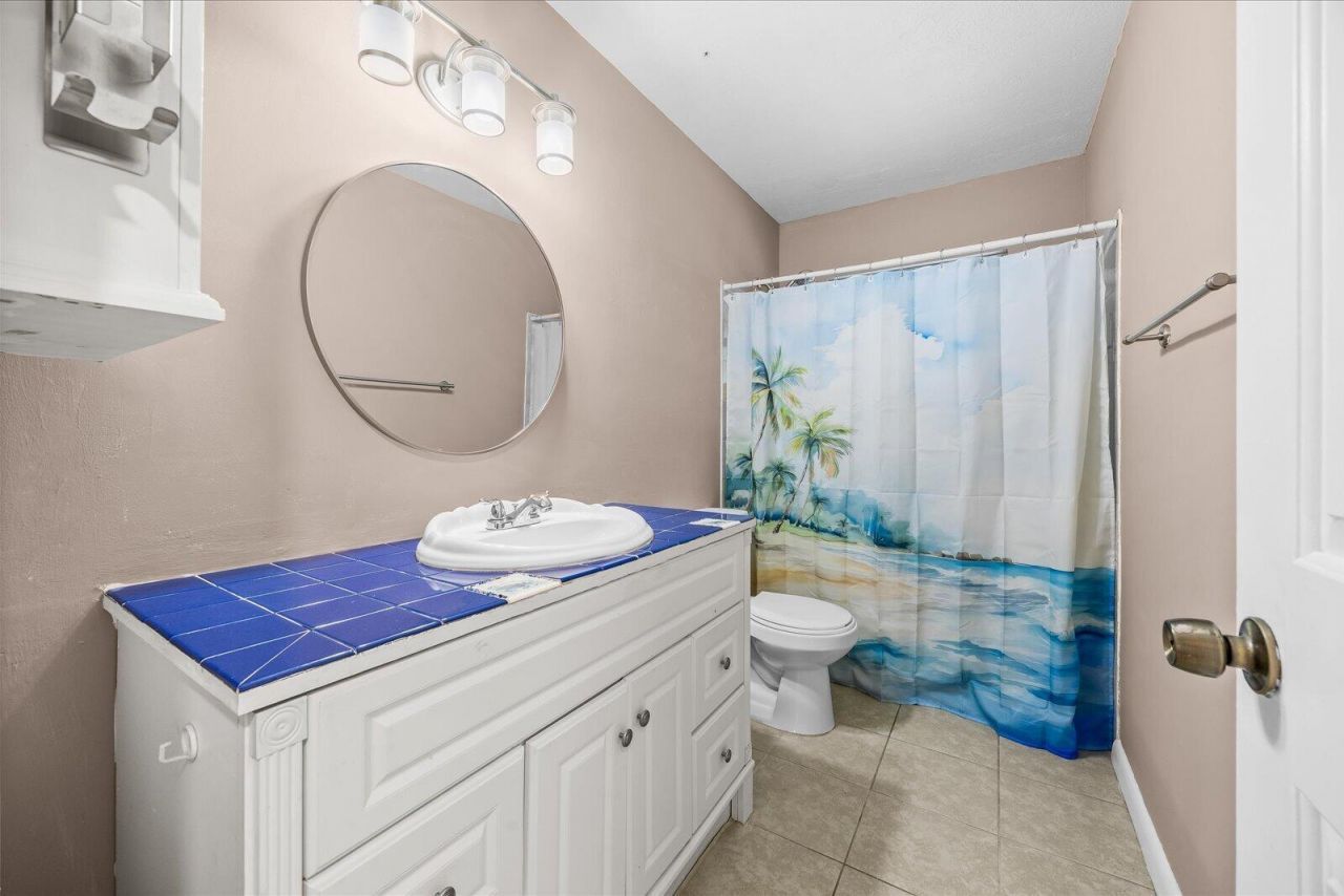 687 NE Maranta, Jensen Beach, FL 34957 Photo