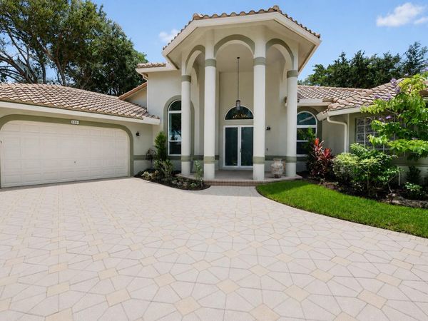 7008 NW 66th Terrace, Parkland, FL 33067