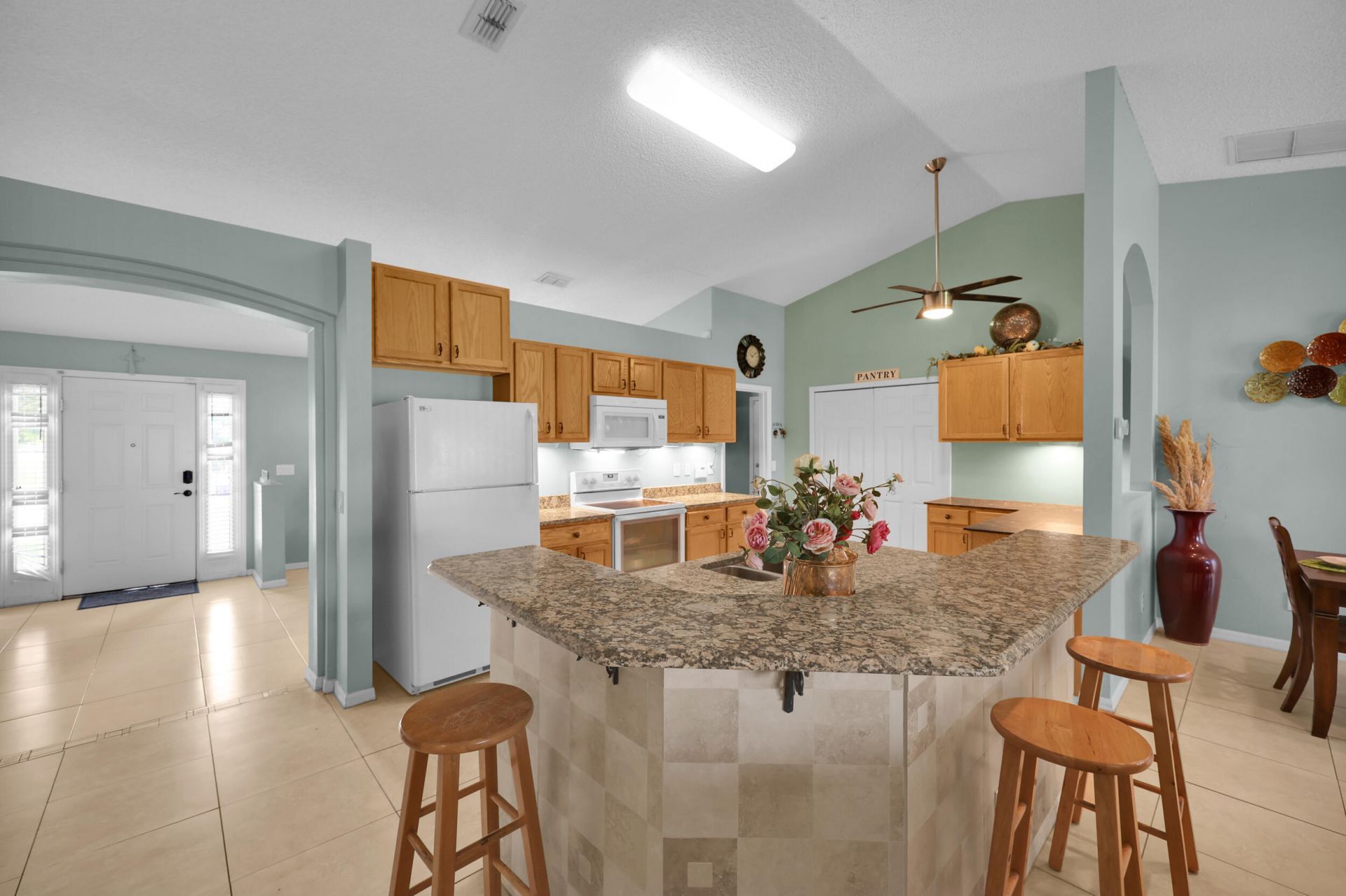 663 NW North Macedo Boulevard, Port Saint Lucie, FL 34983 Photo