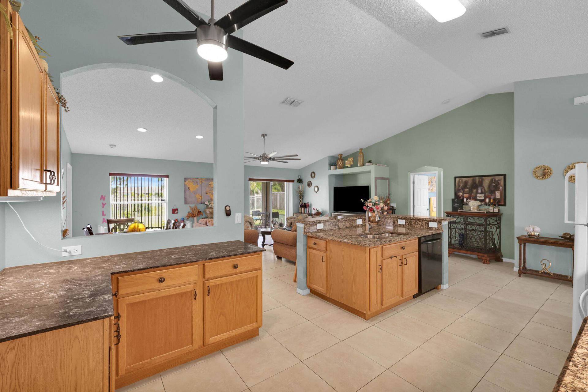 663 NW North Macedo Boulevard, Port Saint Lucie, FL 34983 Photo