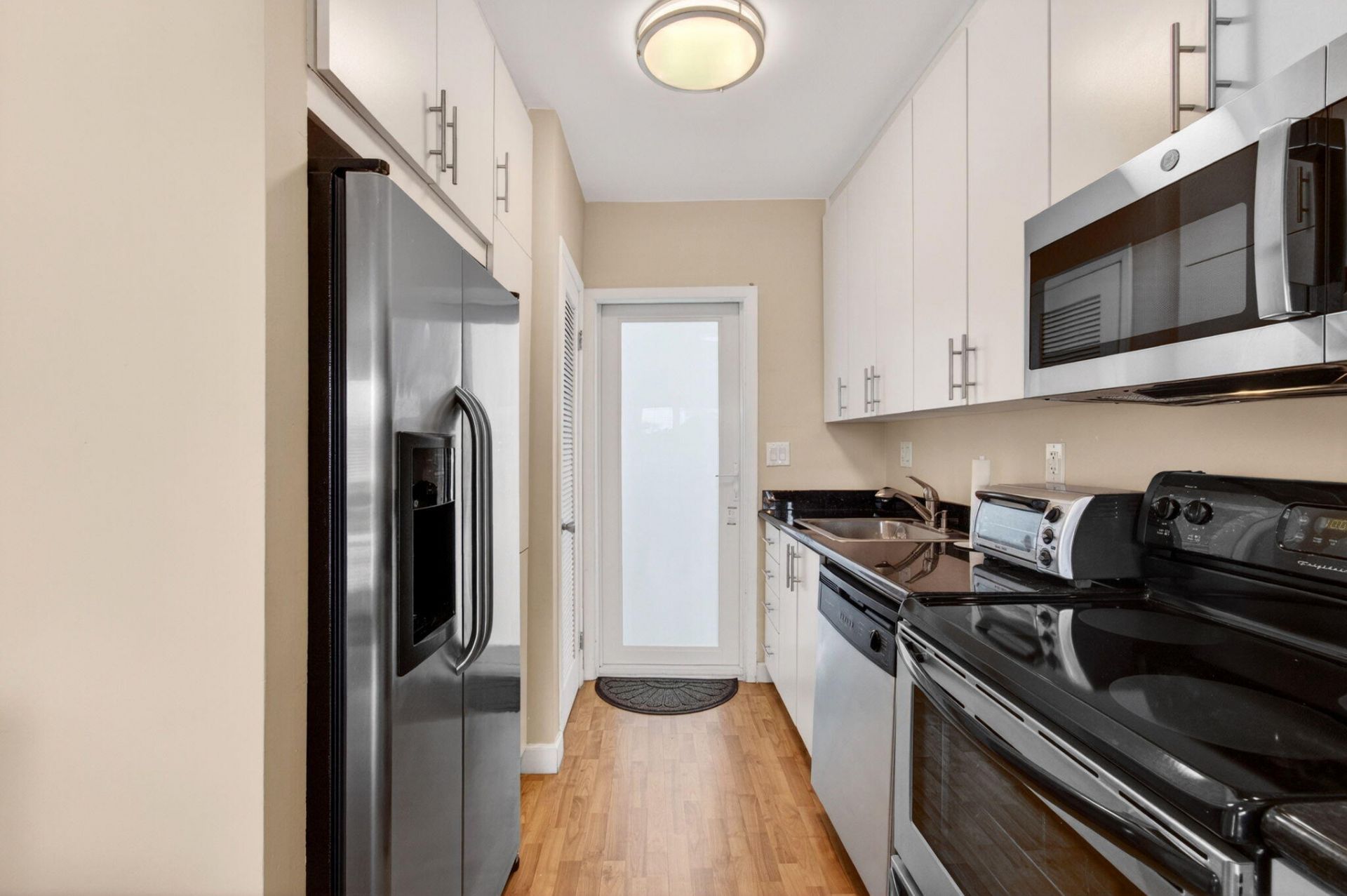 3250 NE 28th Street, Unit 302, Fort Lauderdale, FL 33308 Photo