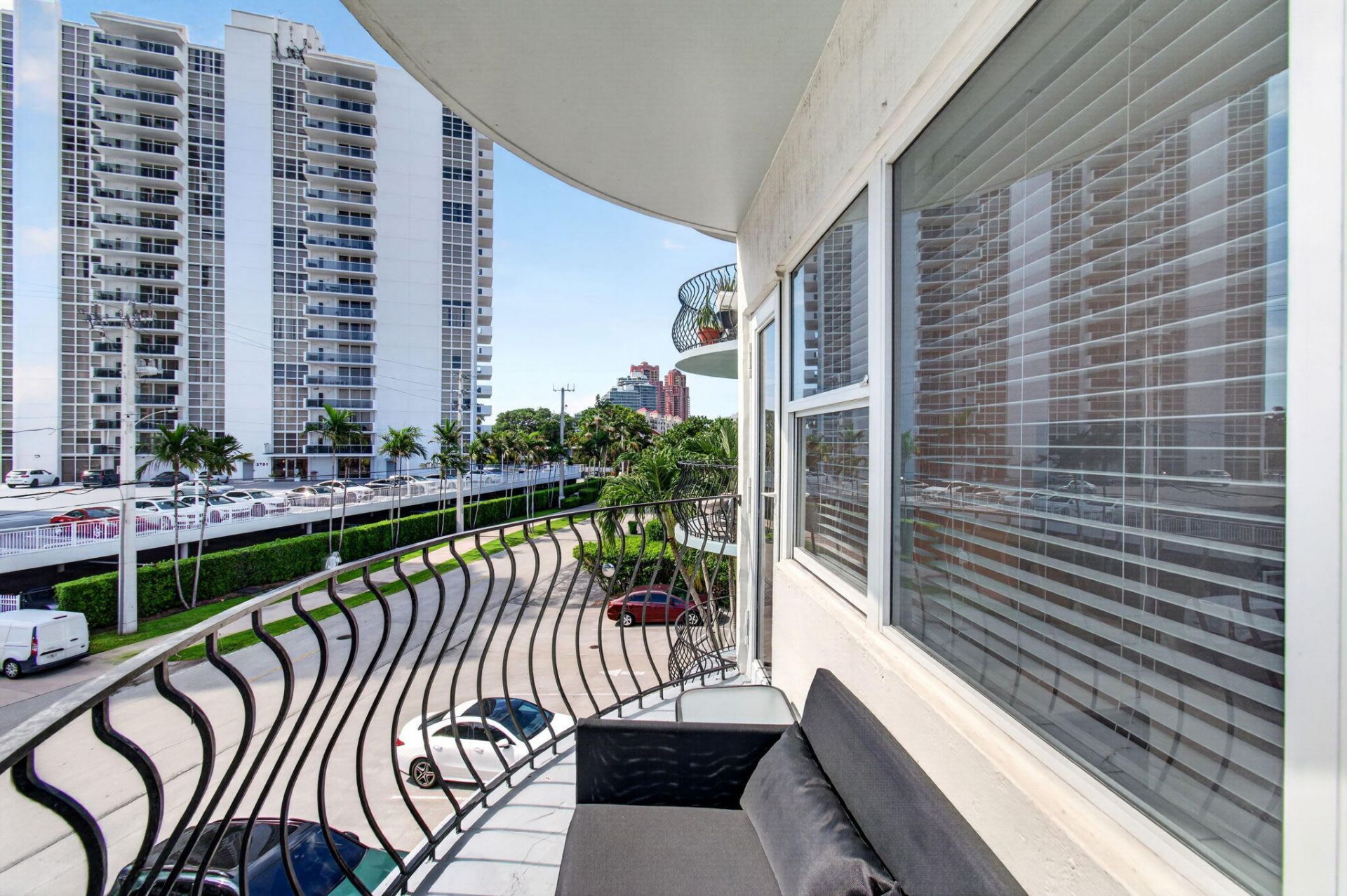 3250 NE 28th Street, Unit 302, Fort Lauderdale, FL 33308 Photo