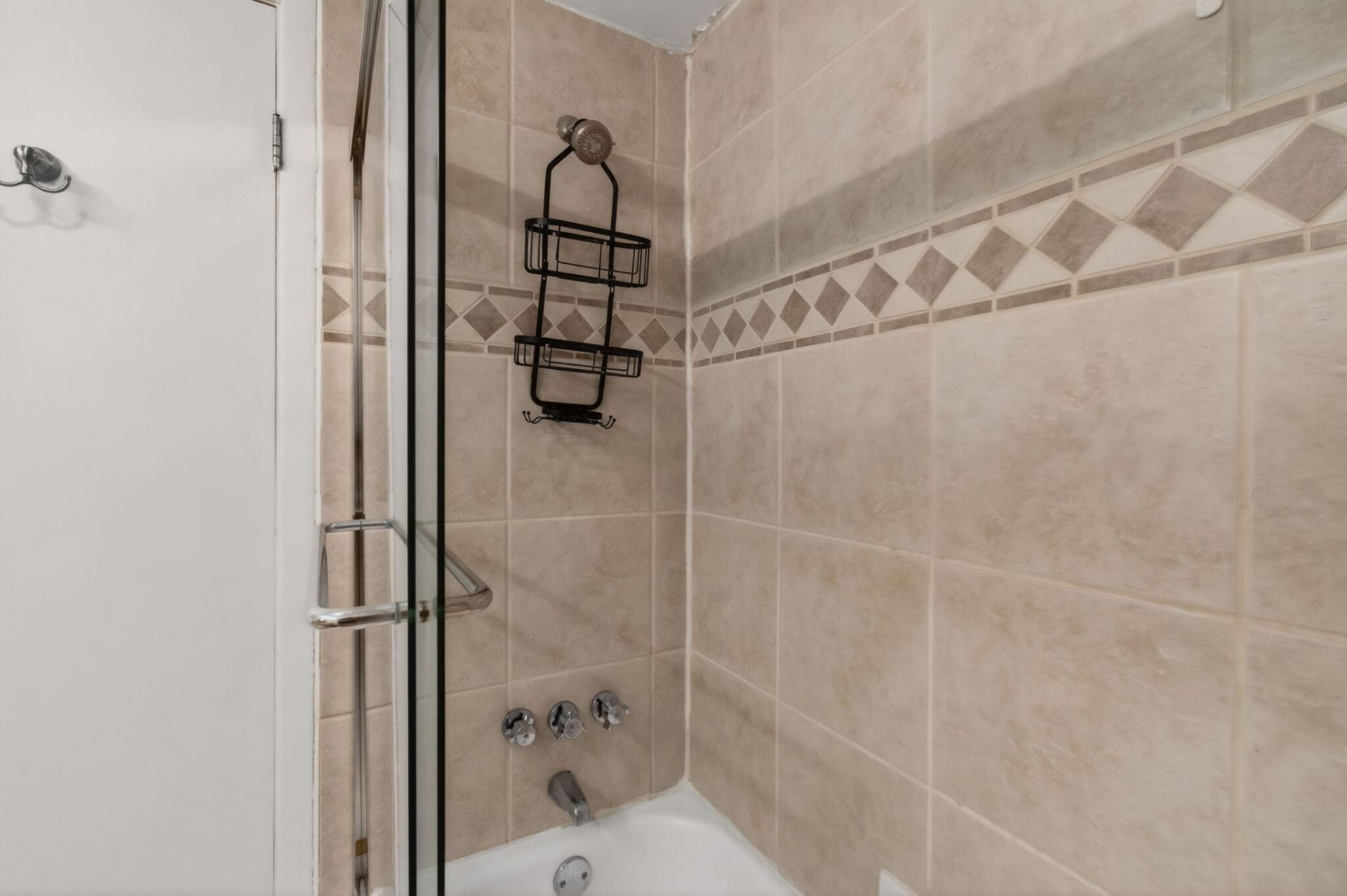 3250 NE 28th Street, Unit 302, Fort Lauderdale, FL 33308 Photo