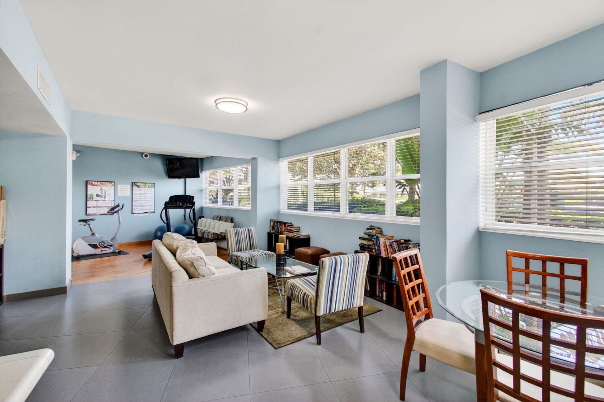 3250 NE 28th Street, Unit 302, Fort Lauderdale, FL 33308 Photo