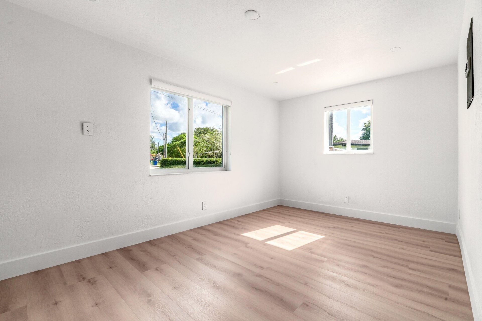 8946 SW 52nd Court, Cooper City, FL 33328 Photo