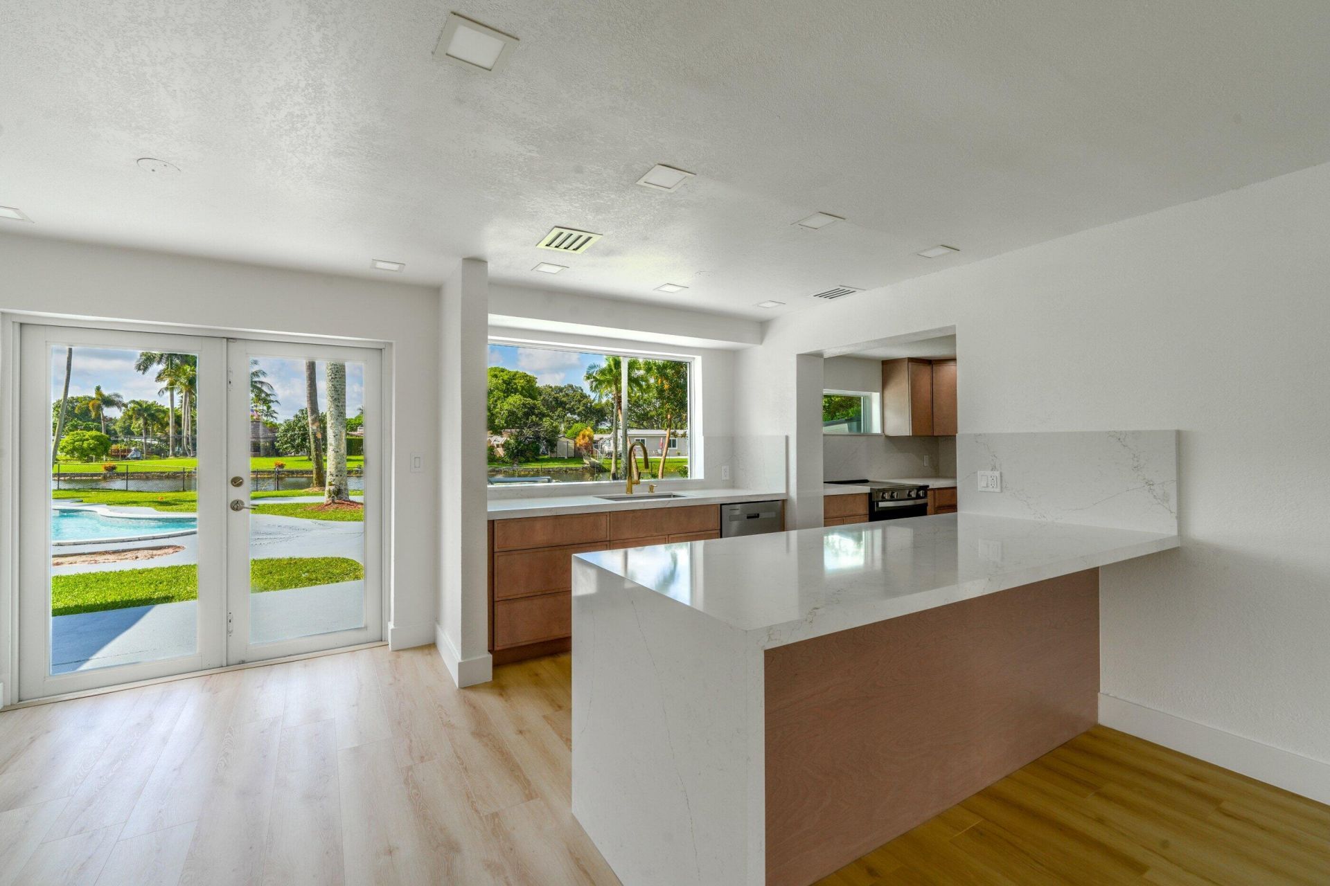 8946 SW 52nd Court, Cooper City, FL 33328 Photo