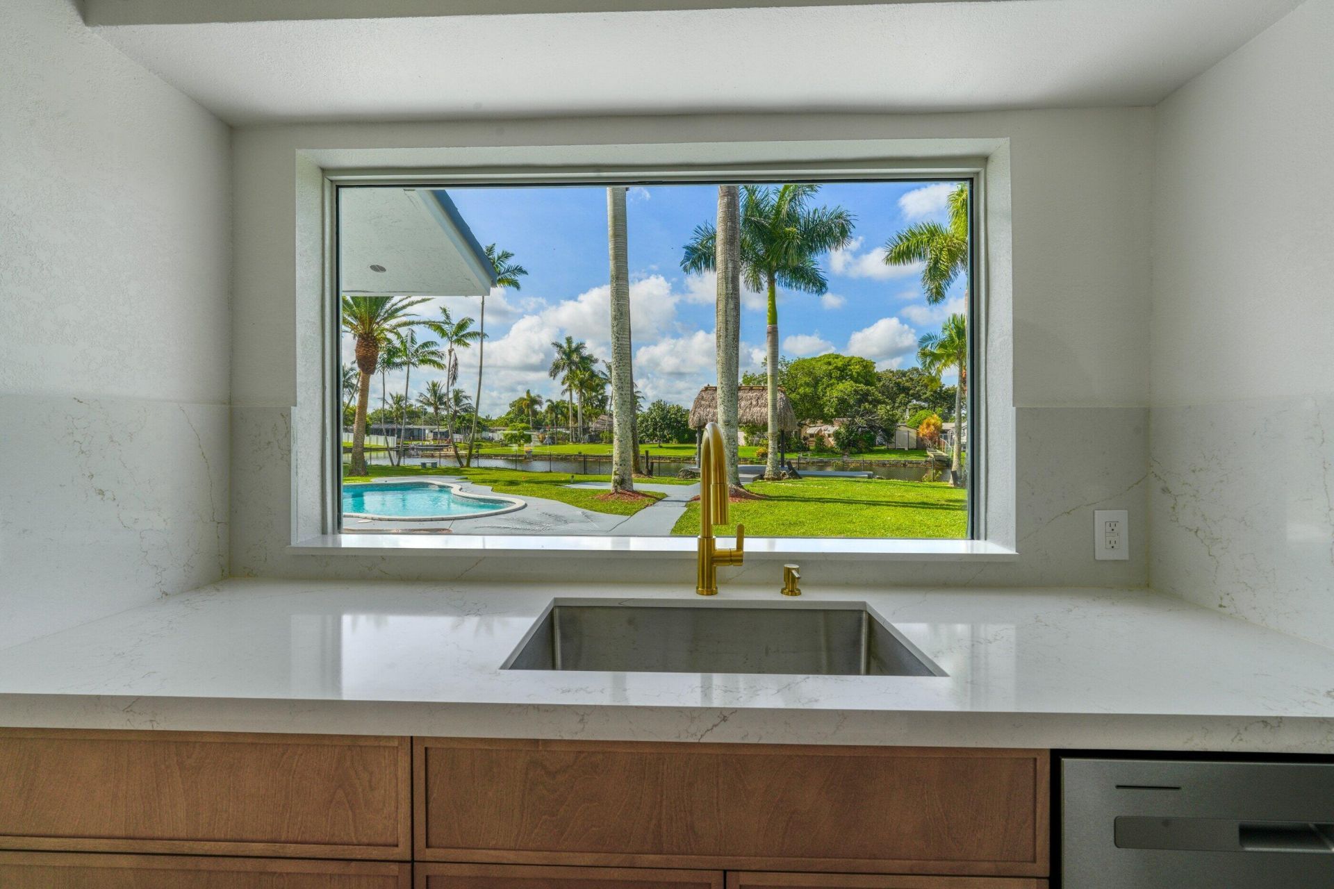 8946 SW 52nd Court, Cooper City, FL 33328 Photo