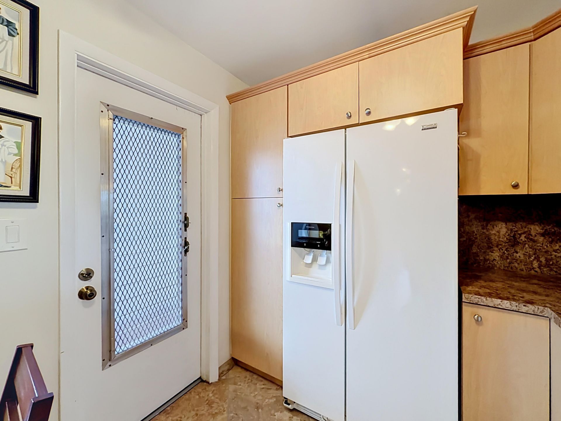 4270 NW 40th Street, Unit 401, Lauderdale Lakes, FL 33319 Photo