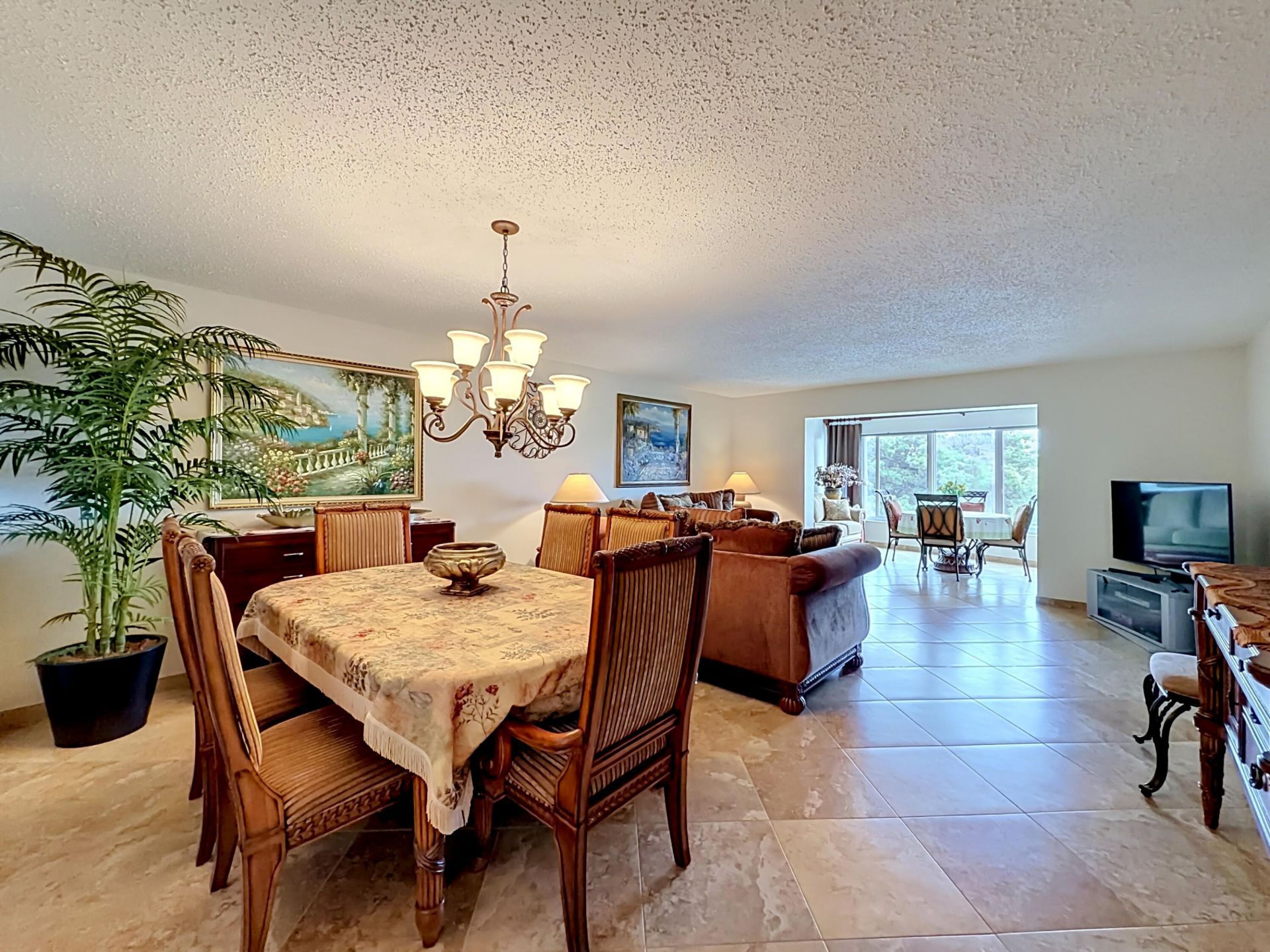 4270 NW 40th Street, Unit 401, Lauderdale Lakes, FL 33319 Photo