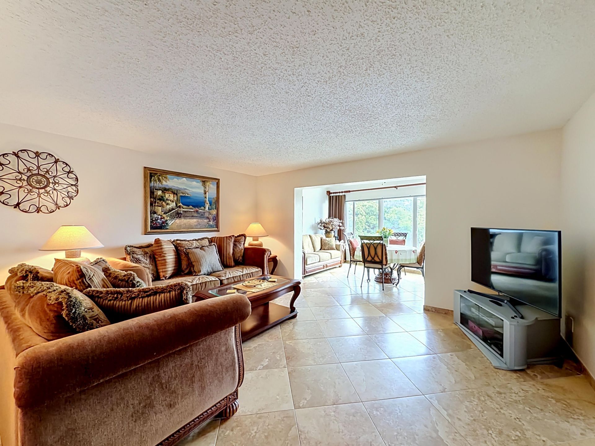 4270 NW 40th Street, Unit 401, Lauderdale Lakes, FL 33319 Photo