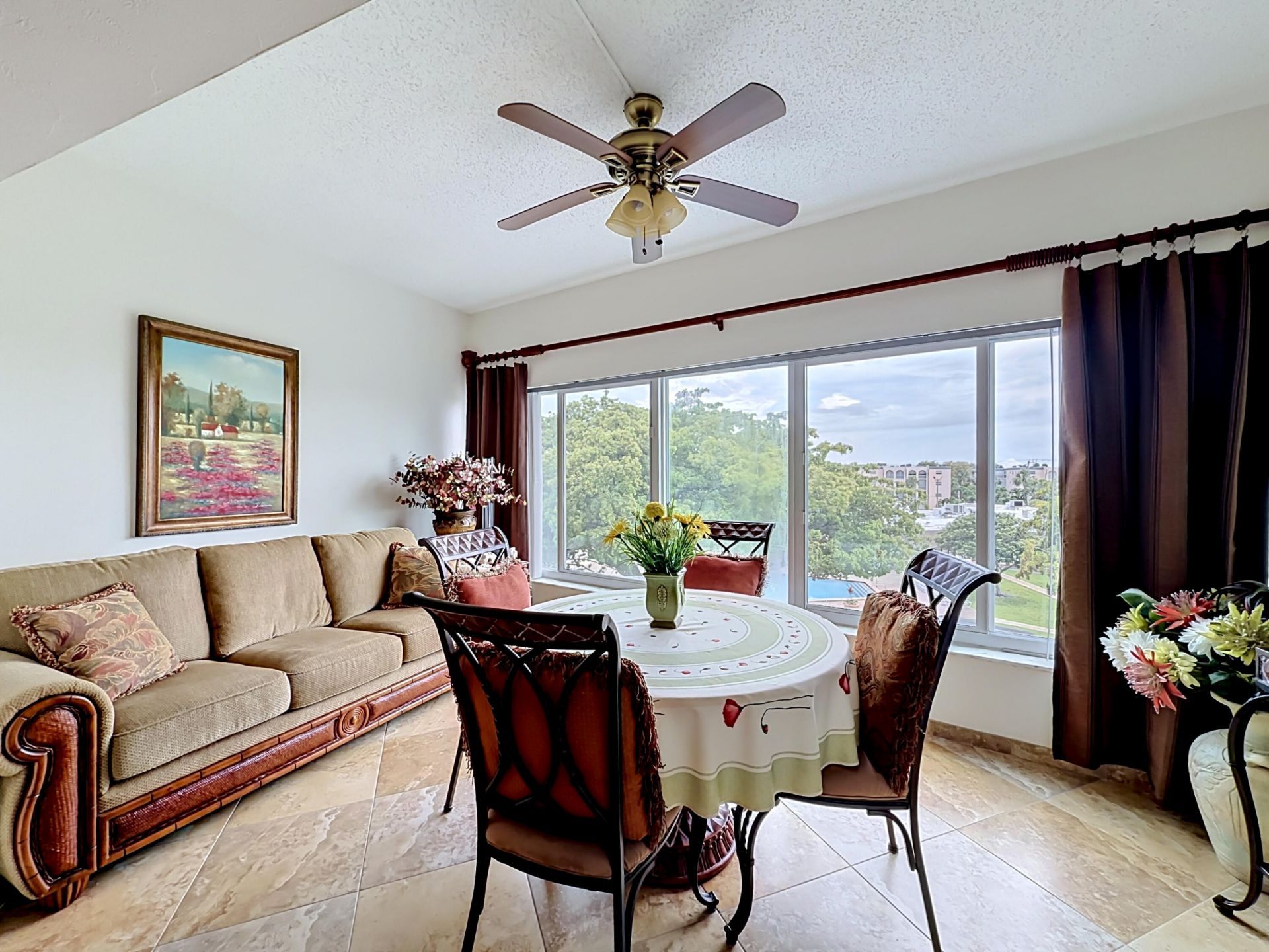 4270 NW 40th Street, Unit 401, Lauderdale Lakes, FL 33319 Photo