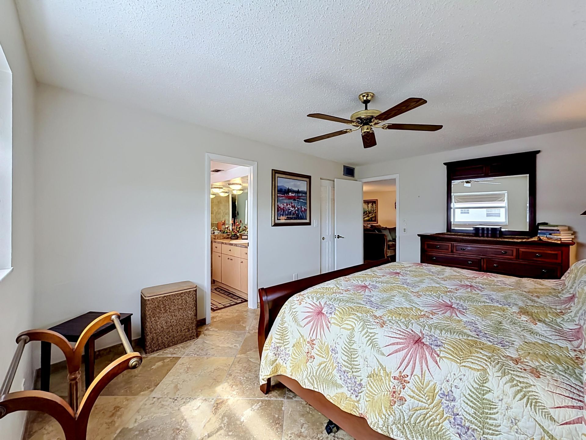 4270 NW 40th Street, Unit 401, Lauderdale Lakes, FL 33319 Photo