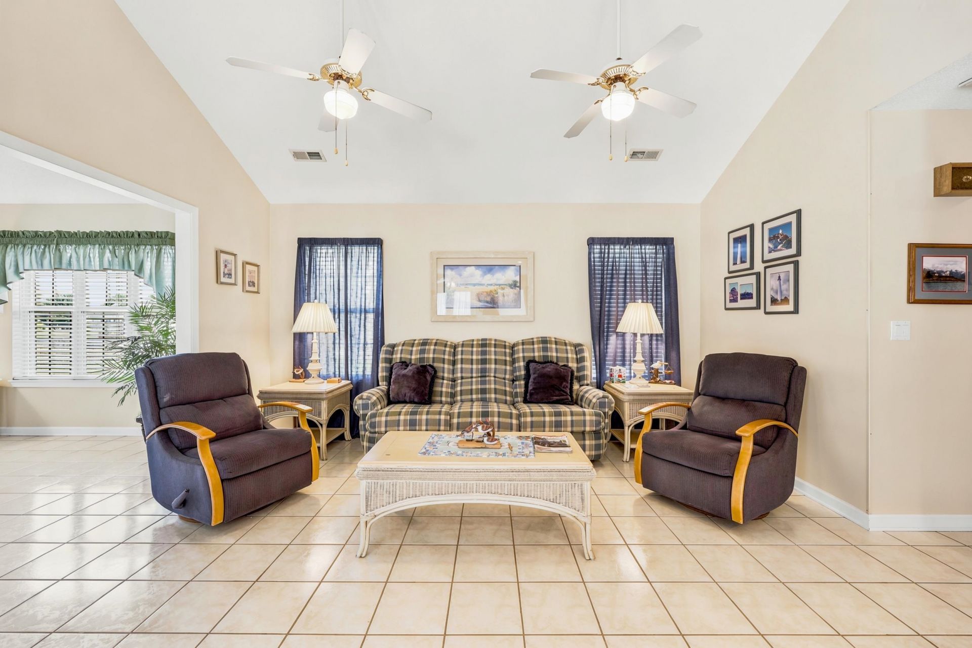 1570 Coventry Rd.  Photo 17