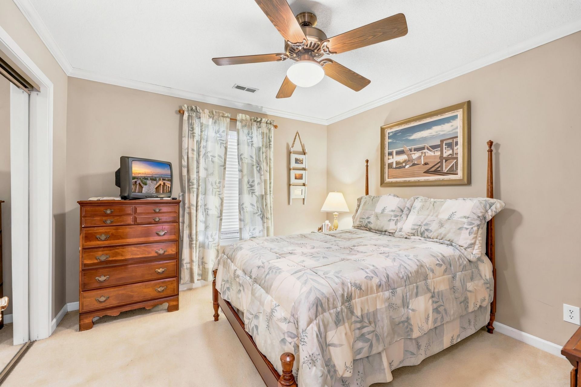 1570 Coventry Rd.  Photo 26
