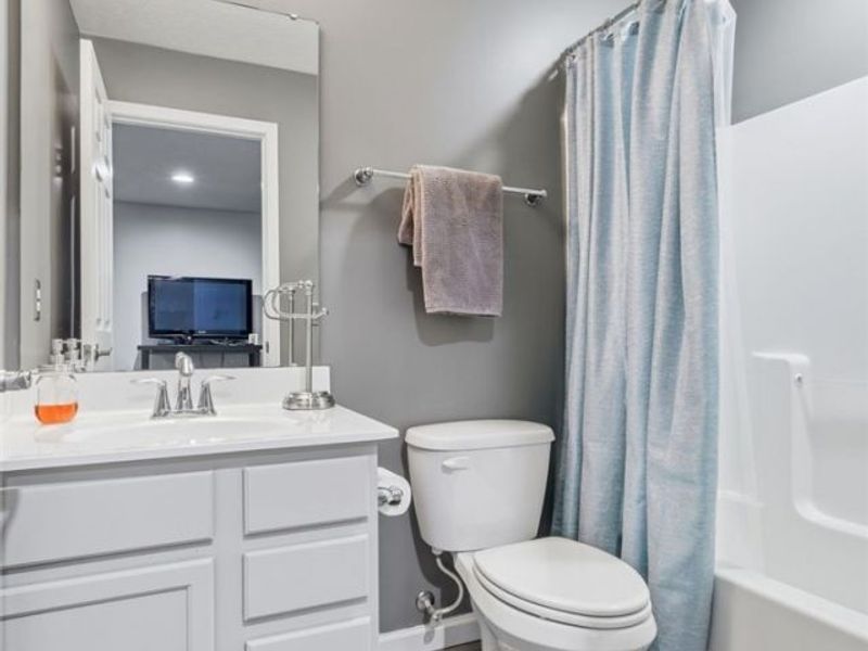 8095 Middlebranch Avenue NE, OH 44652 Photo 36