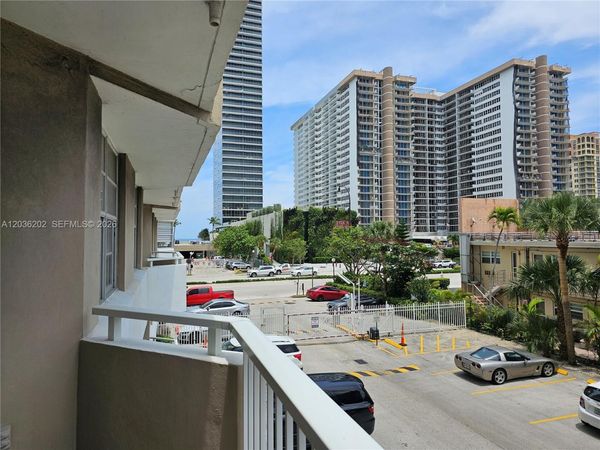 Unit ML, Hallandale Beach, FL 33009