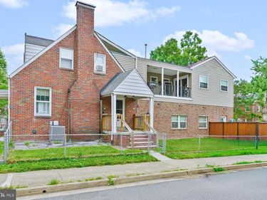 1101 17TH STREET S , ARLINGTON, VA 22202