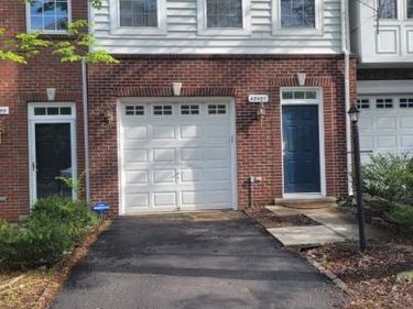 42497 MAGELLAN SQUARE, BRAMBLETON, VA 20148