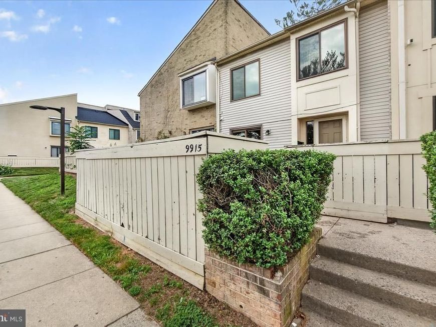 9915 Ridgeline Drive, Gaithersburg, MD 20886 Main Photo