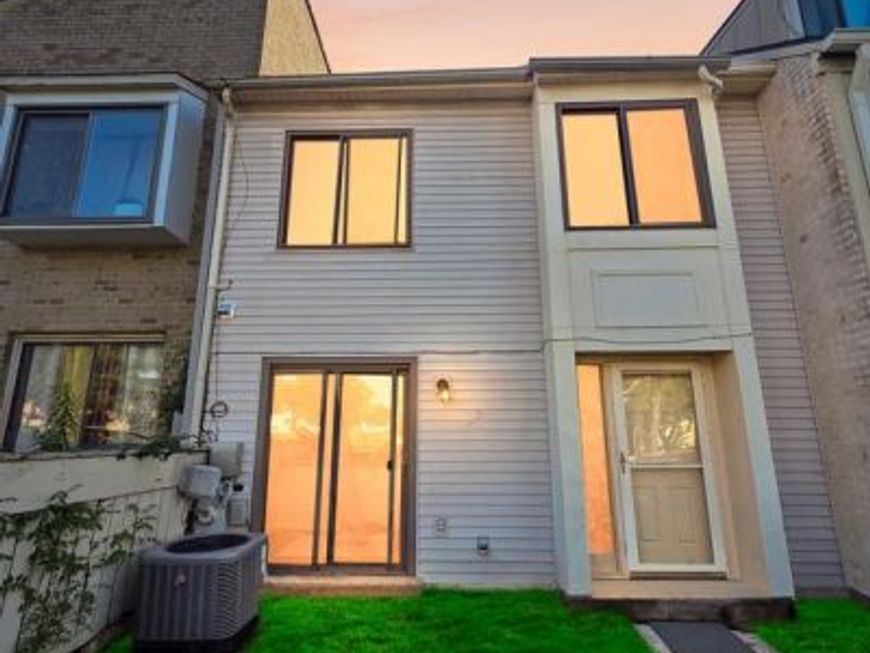 9915 Ridgeline Drive , Gaithersburg, MD 20886 Main Photo
