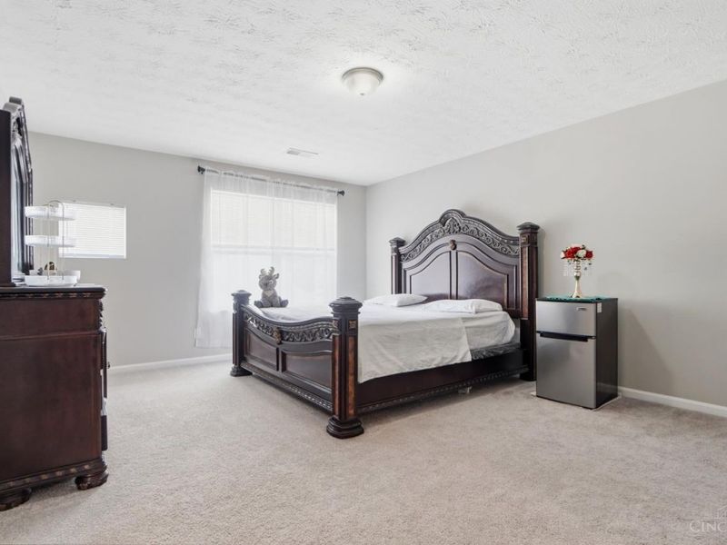 2224 Pine Valley Drive, Hamilton, OH 45013 Photo 25