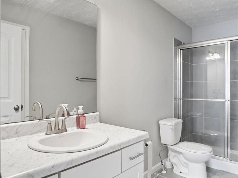 2224 Pine Valley Drive, Hamilton, OH 45013 Photo 30